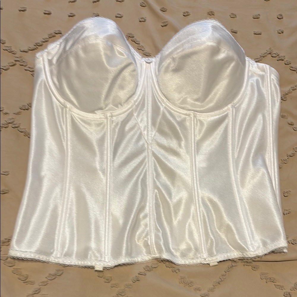 Elegant Dominique White Satin Bustier